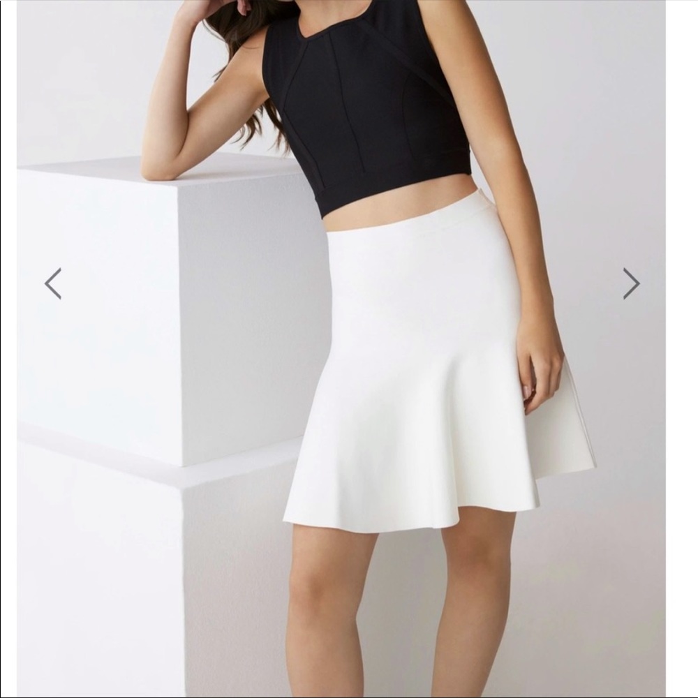 BCBG maxazria “Ingrid” white swing skirt size M